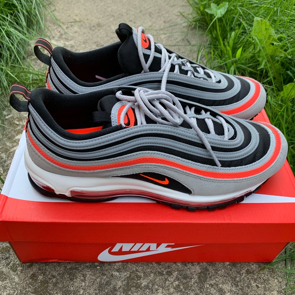 Brand new Nike airmax